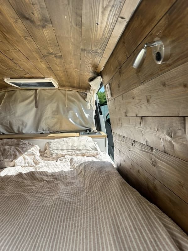 Photo de l'intérieur de Nomad, premier van KILOME